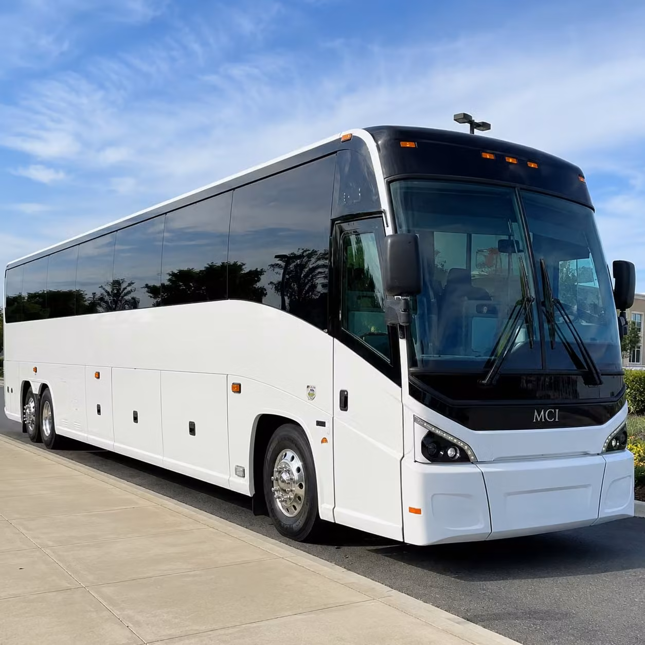concert bus rentals to cable dahmer arena from independence missouri