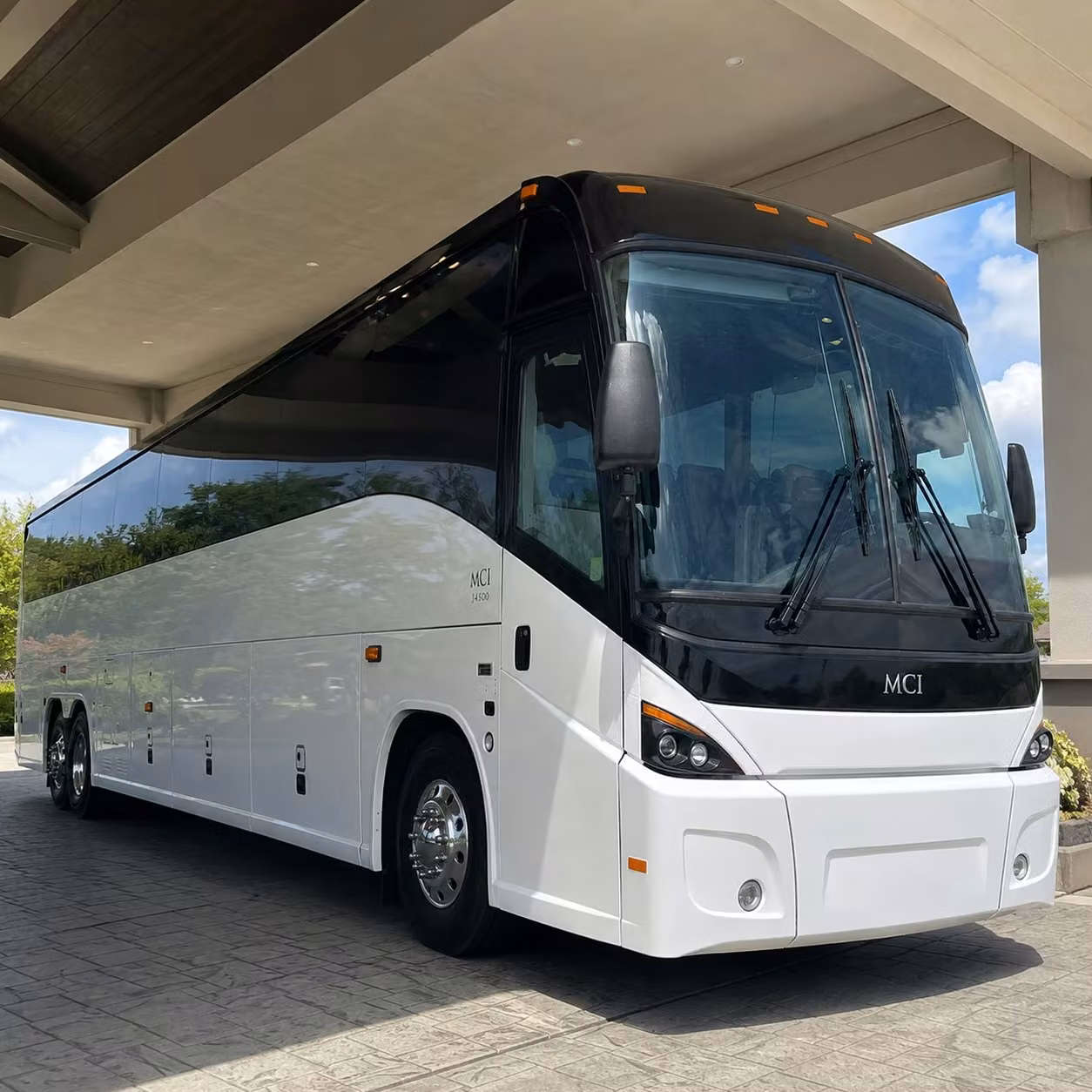 remote parking and park and ride shuttle solutions in independence